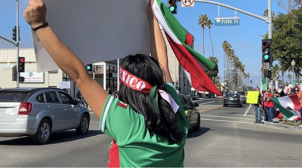 Students organize weekend rally against immigration enforcement in Oxnard