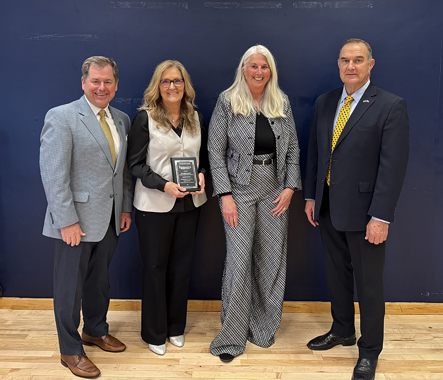 NWMSU Professor receives Governor’s Award