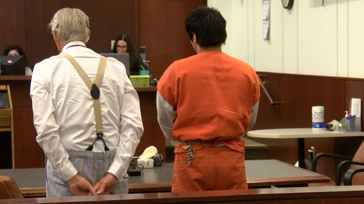 Man sentenced for sexually abusing a teen girl in Yuma