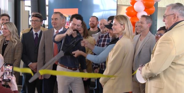 Ribbon cutting held for EquipmentShare expansion