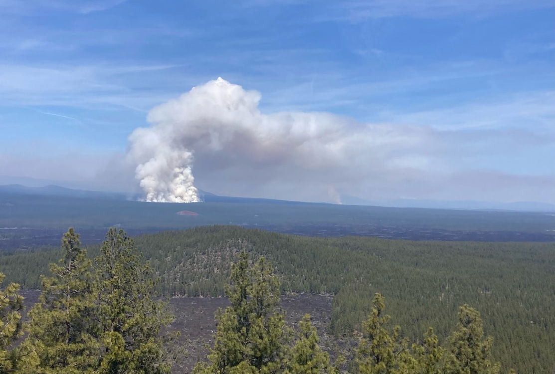 450-acre prescribed burn puts up tall smoke west of Bend; part of trail and road to be closed for several days
