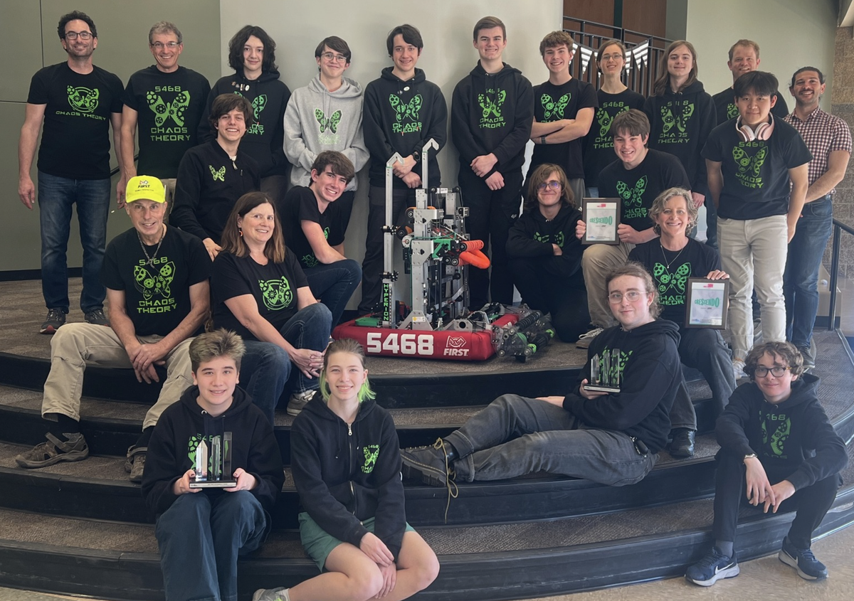 Summit Robotics’ Chaos Theory Team heads to World Championships after historic season
