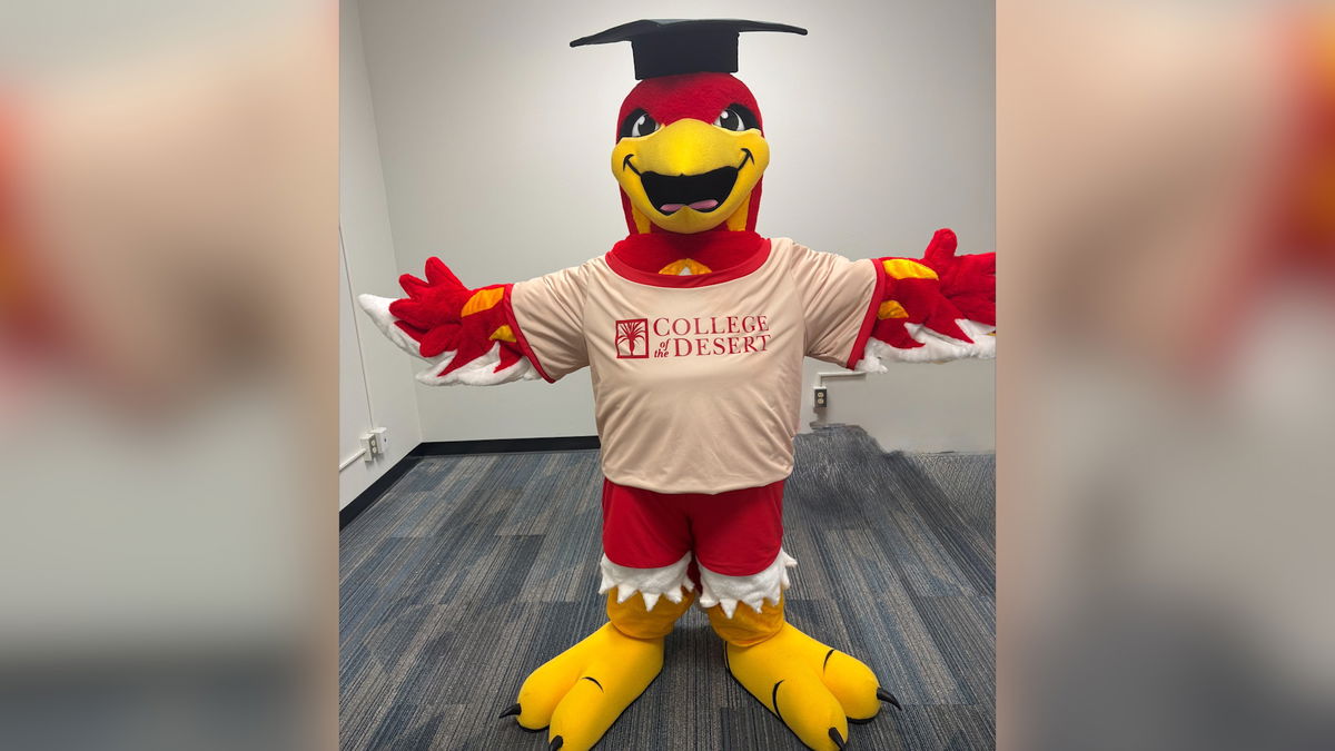 College of the Desert welcomes new roadrunner mascot
