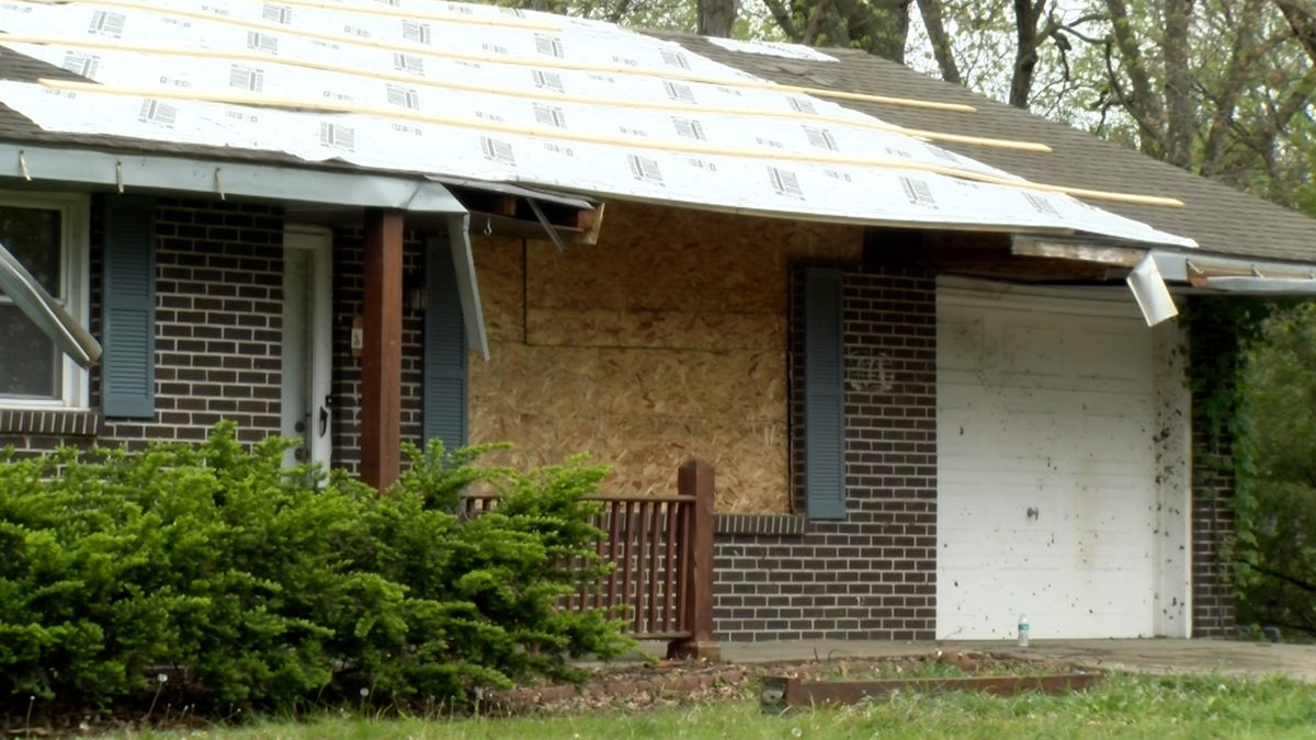 Columbia residents reflect one week after tornado touches down