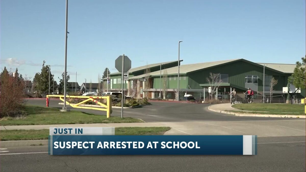 Reportedly armed man runs from officers in SE Bend