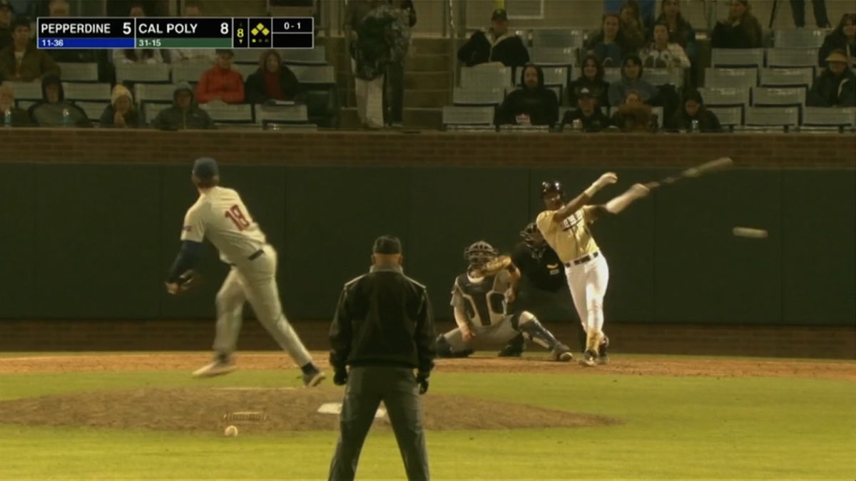 Big eighth inning leads Cal Poly past Pepperdine