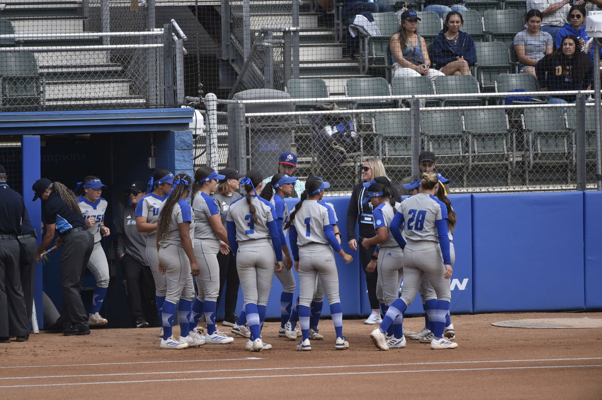 Gauchos strike first but can’t hold down UCLA in NCAA Softball Championship opener