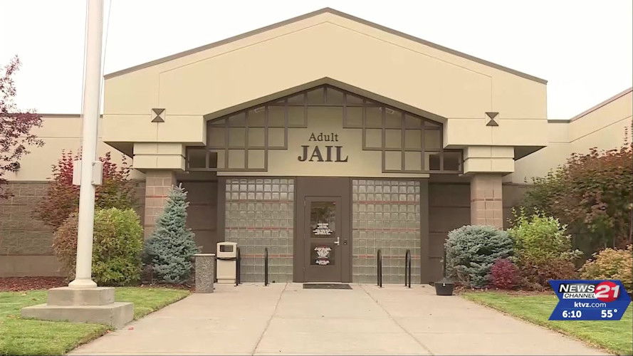 Deschutes County sheriff’s deputies arrest jailed Level 3 sex offender on new charges