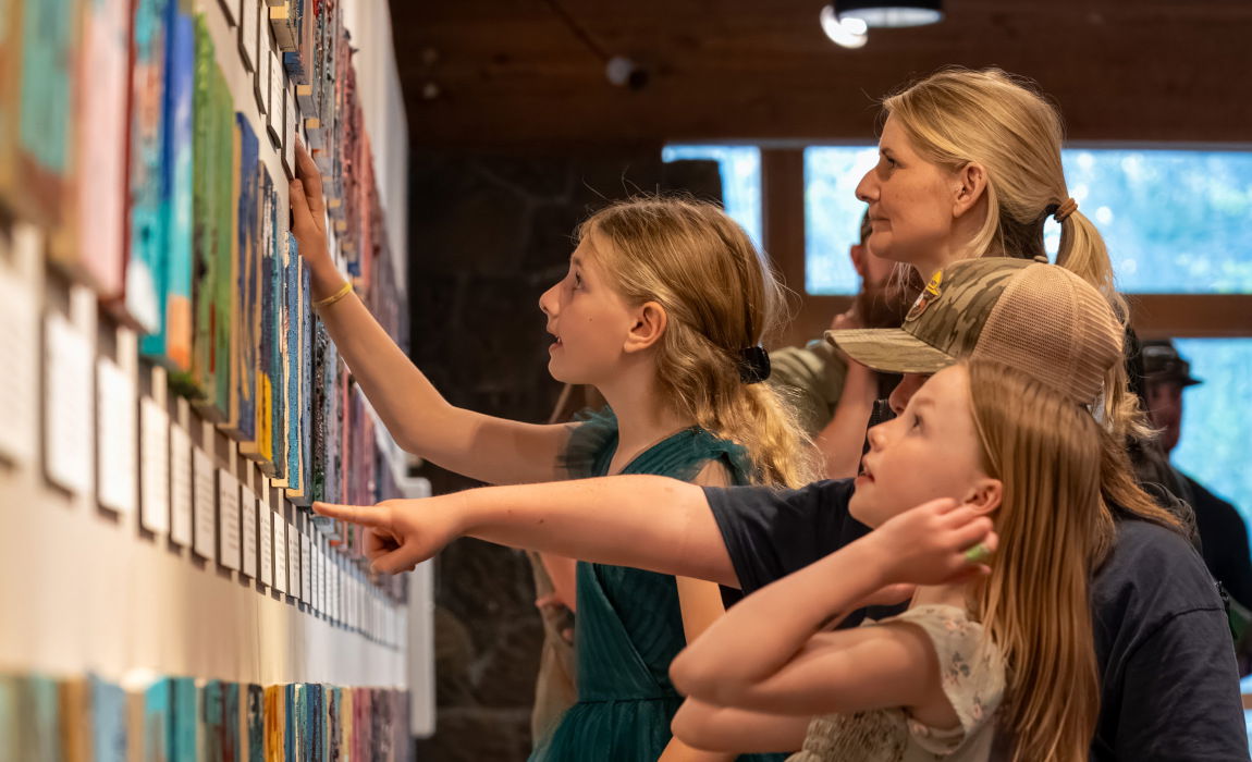 High Desert Museum’s Kids Curate exhibition shares artwork of yearlong program with La Pine Elementary students