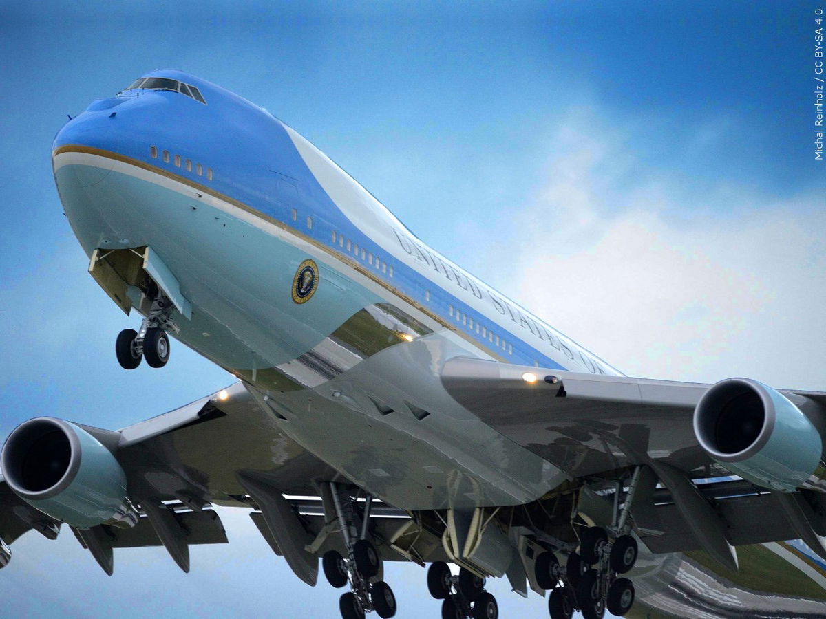 QUESTION OF THE DAY: Was accepting a plane from Qatar the right thing to do?