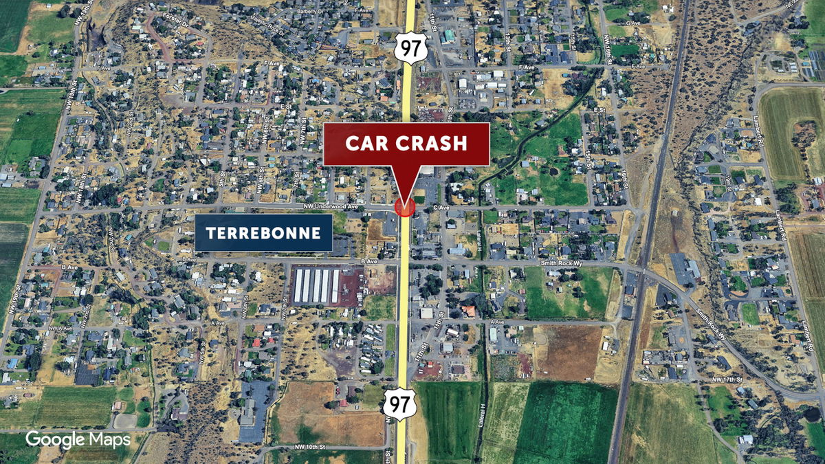 Terrebonne man struck by minivan