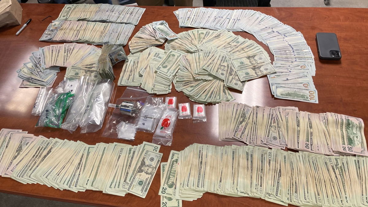 Oxnard man arrested for selling narcotics