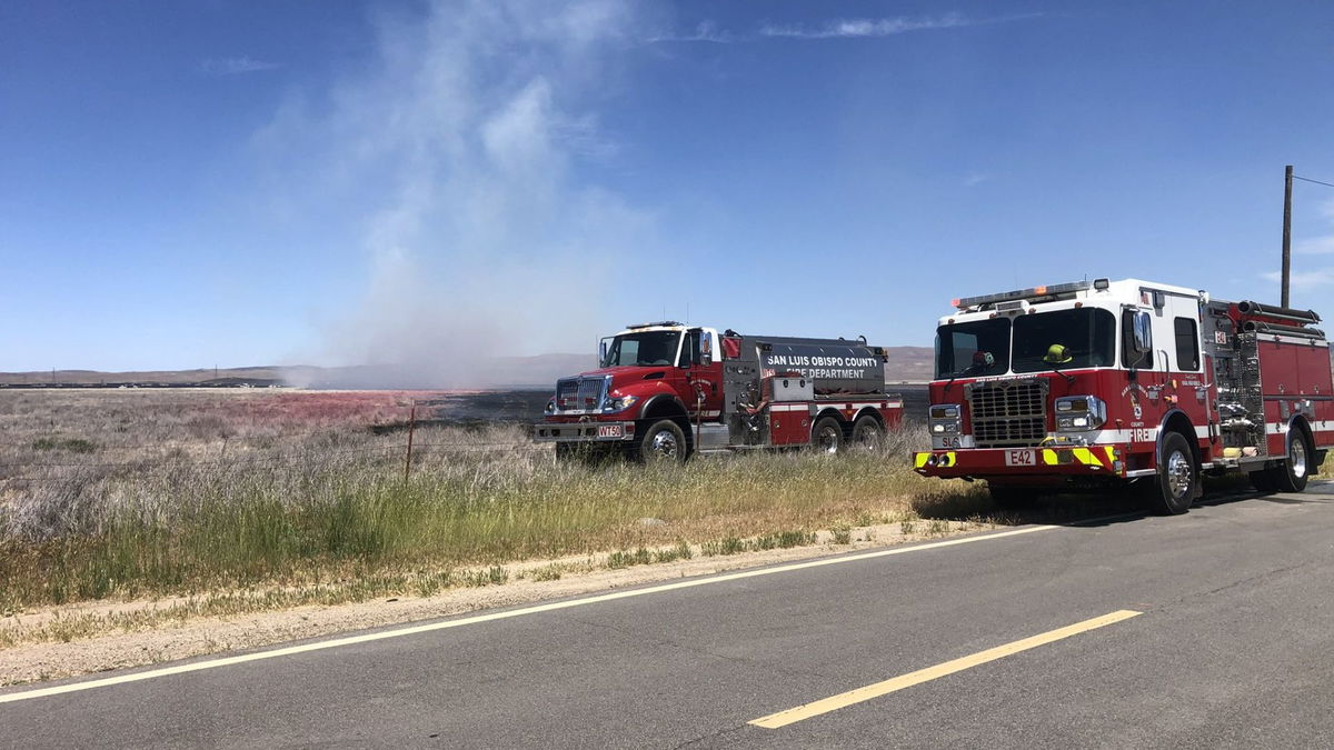 Fire crews tackle 15-acre grass fire in Santa Margarita Monday afternoon