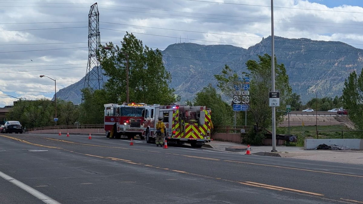 Colorado Springs Fire Department working grass fire near I-25 and South Nevada