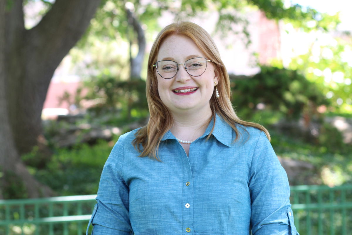 Vera Elwood files for Columbia Ward 2 election