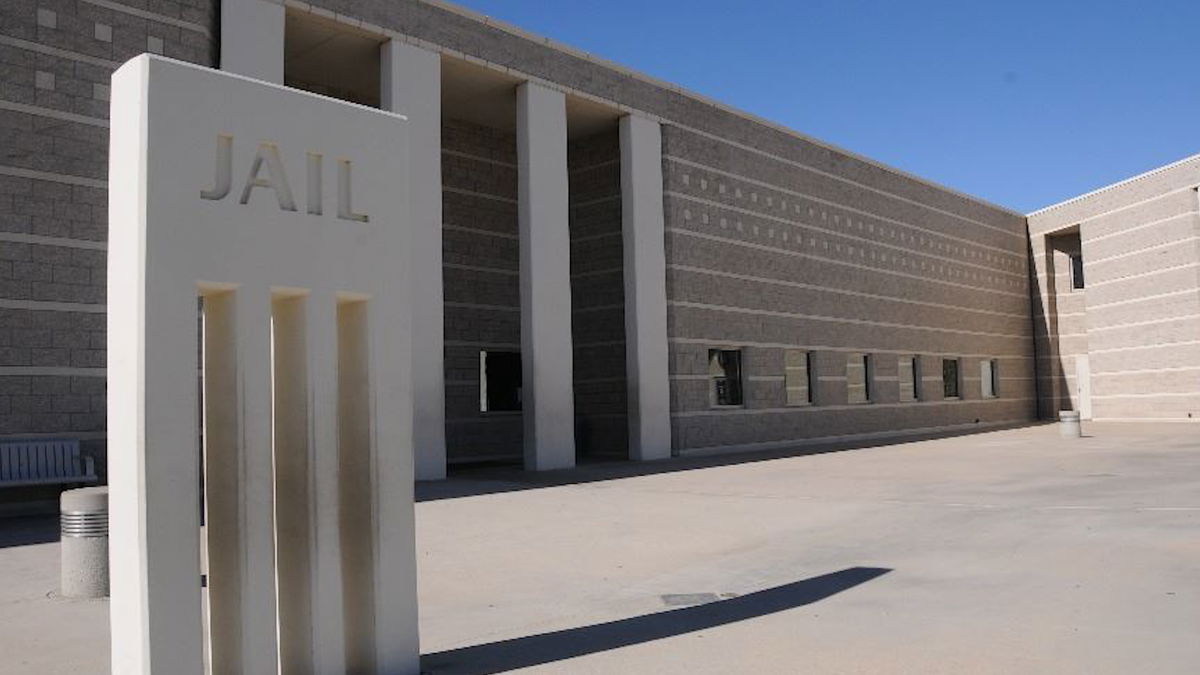 Inmate dies in custody at Cois M. Byrd Detention Center in Murrieta