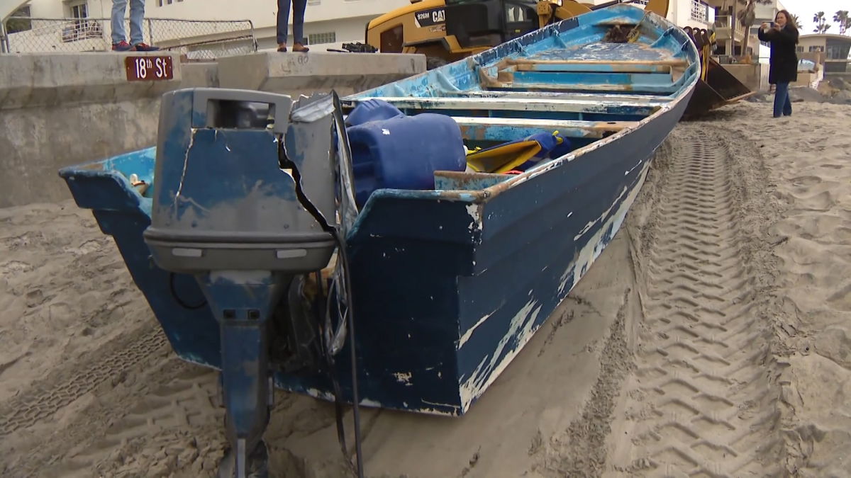 5 charged in fatal capsize of alleged human-smuggling boat in San Diego County