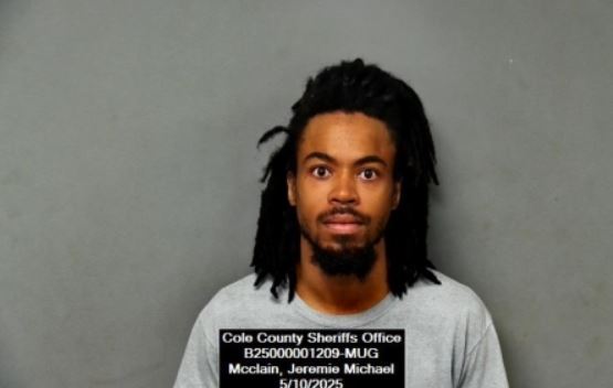 Woman assaulted in Jefferson City Hy-Vee bathroom; man charged
