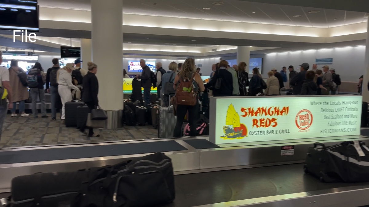 Palm Springs International Airport discusses Memorial Day weekend travel