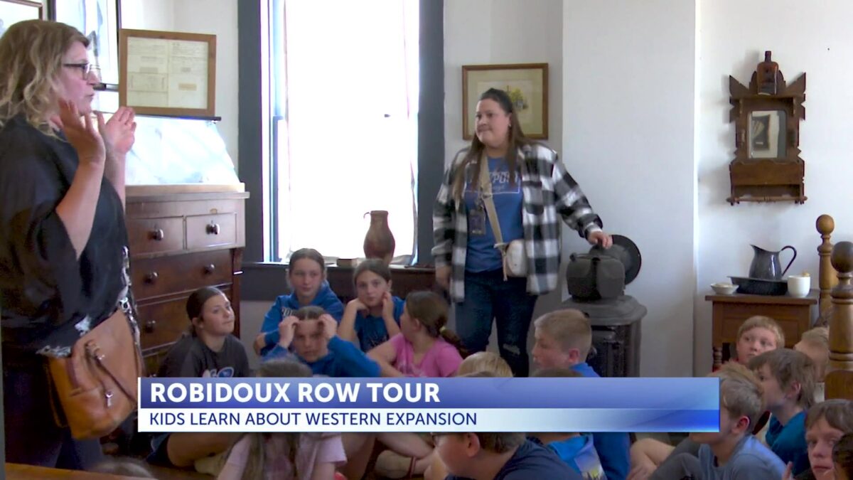Robidoux Row Museum brings students on westward expansion tour