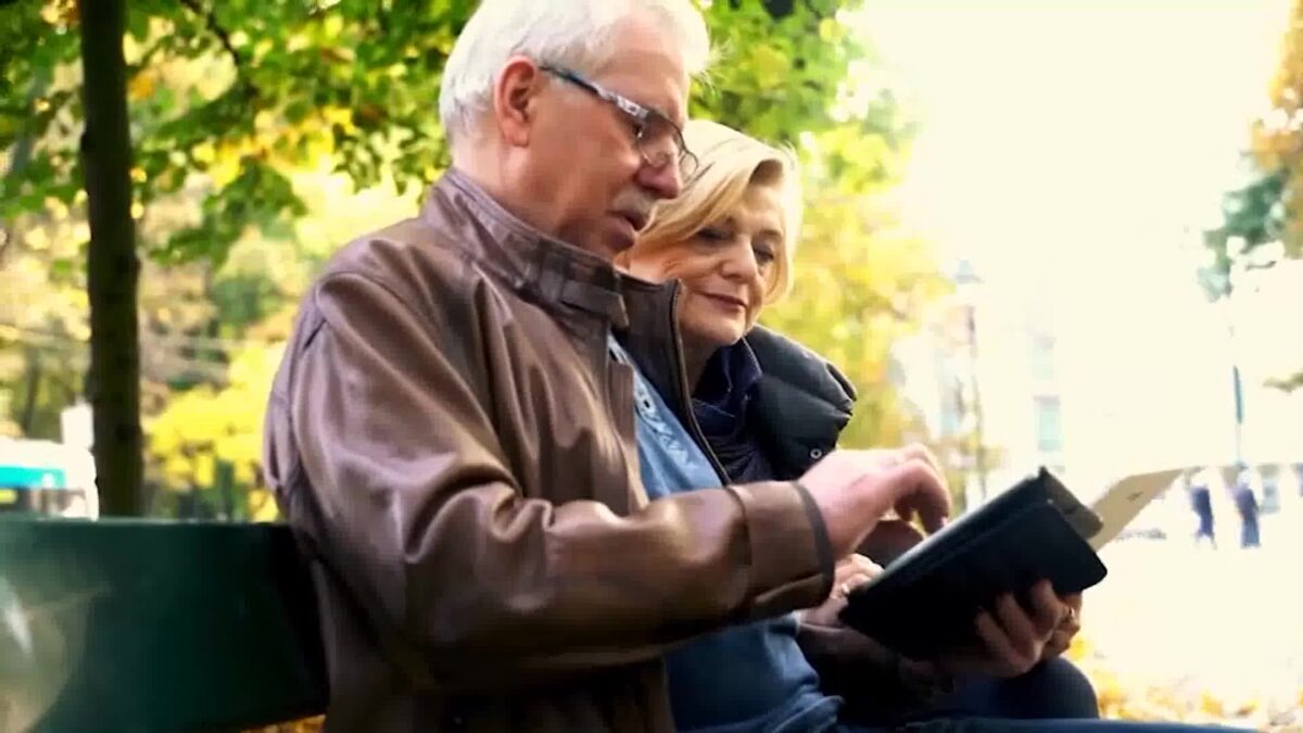 Retired Caregiver Warns of Crypto Scam as Senior Fraud Cases Surge