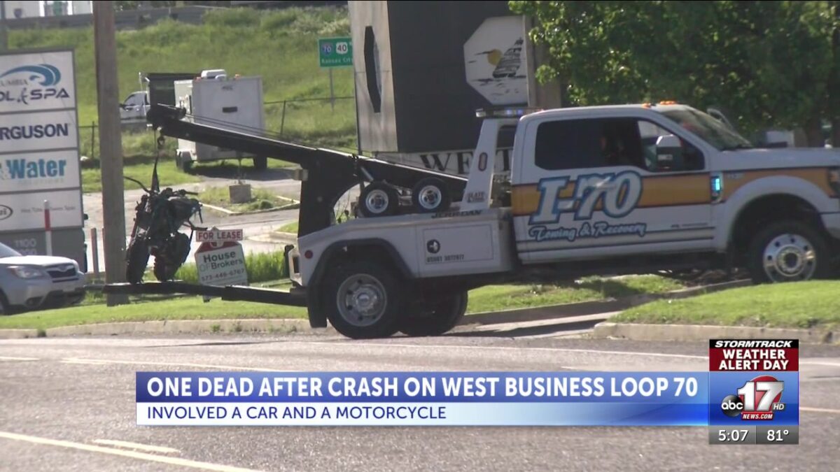 35-year-old dies in Business Loop 70 crash on Friday morning