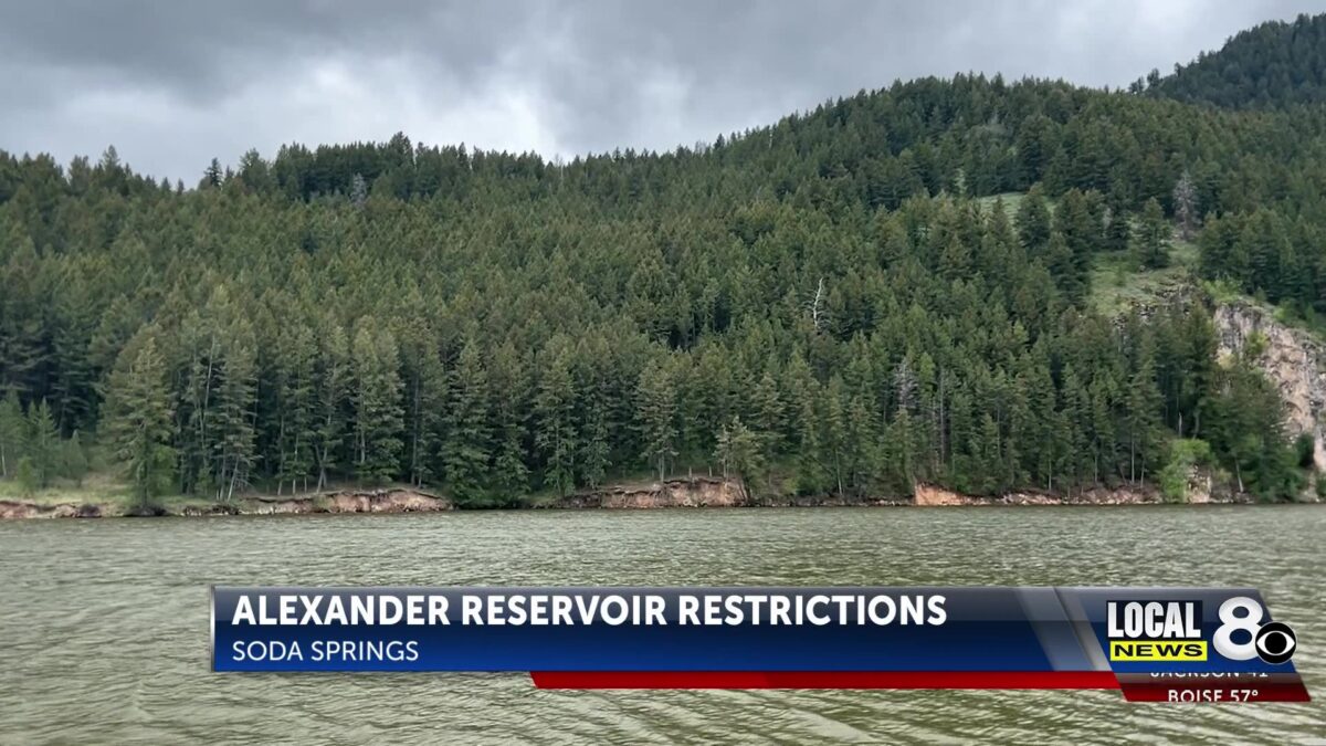 Rocky Mountain Power discusses boat restrictions on Alexander Reservoir to control erosion