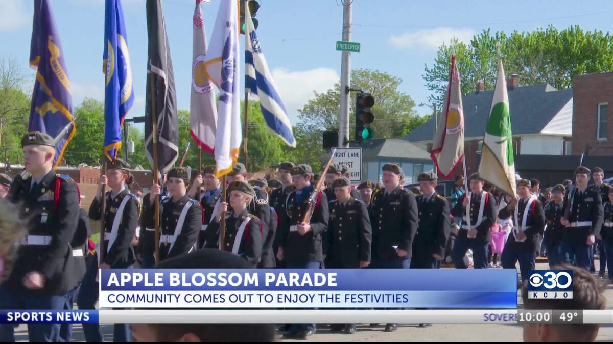 St. Joseph holds annual Apple Blossom Parade