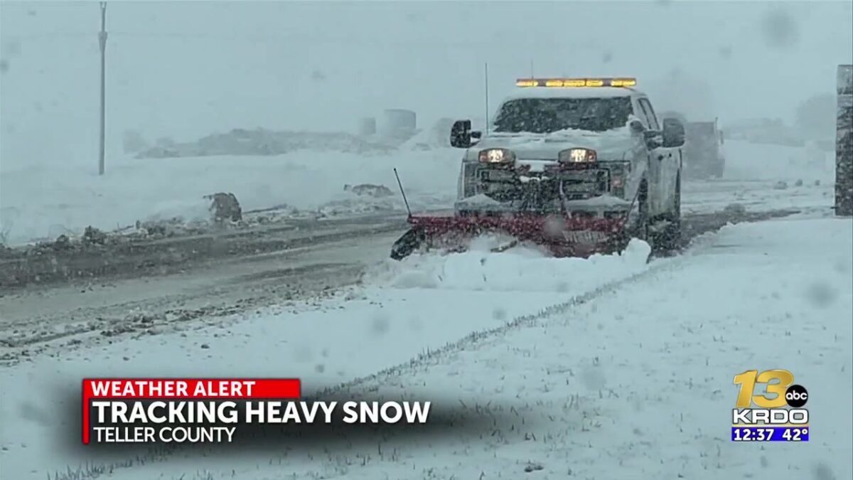 Strong spring snowstorm hits Divide