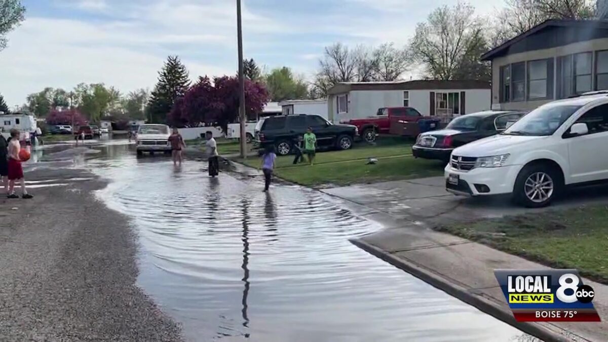Water main break causes flooding near N Eden Drive in Bonneville County