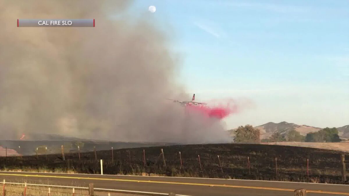 Fire crews tackle 100 acre grass fire in Santa Margarita Saturday night