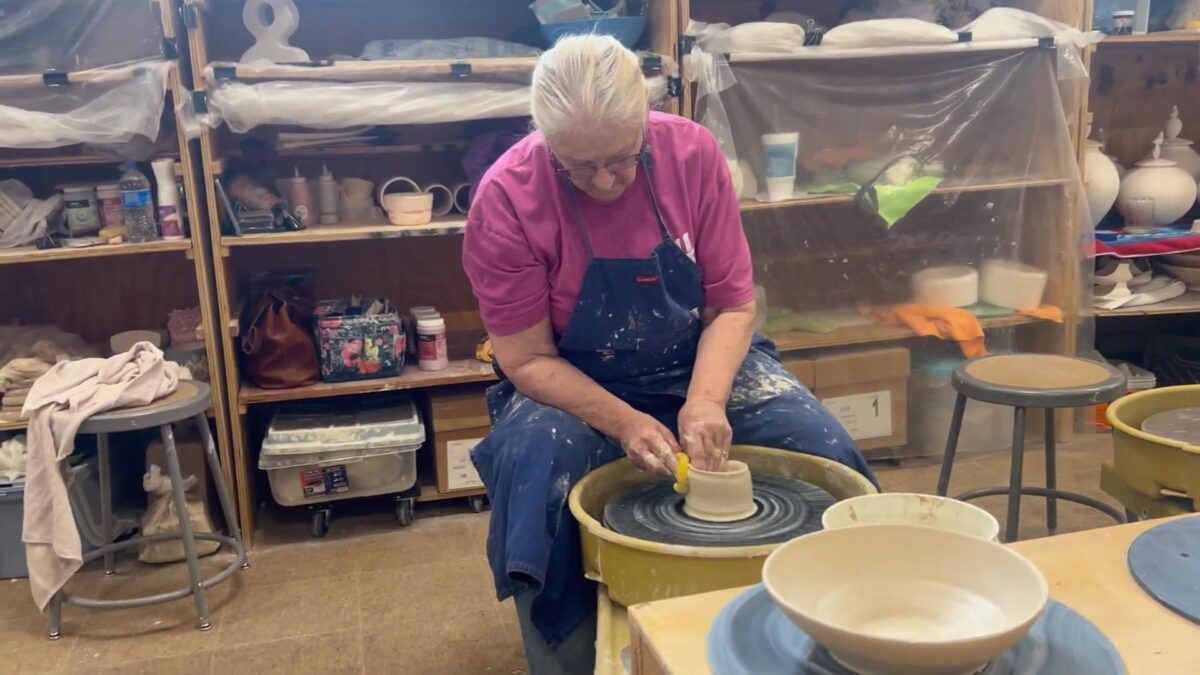 Longtime art teachers bring classes to Downtown St. Joseph