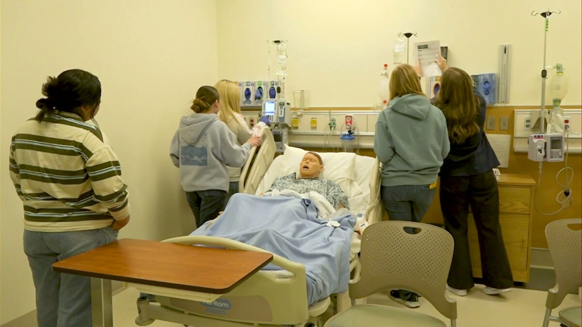 High school students explore health care careers at COCC Expo