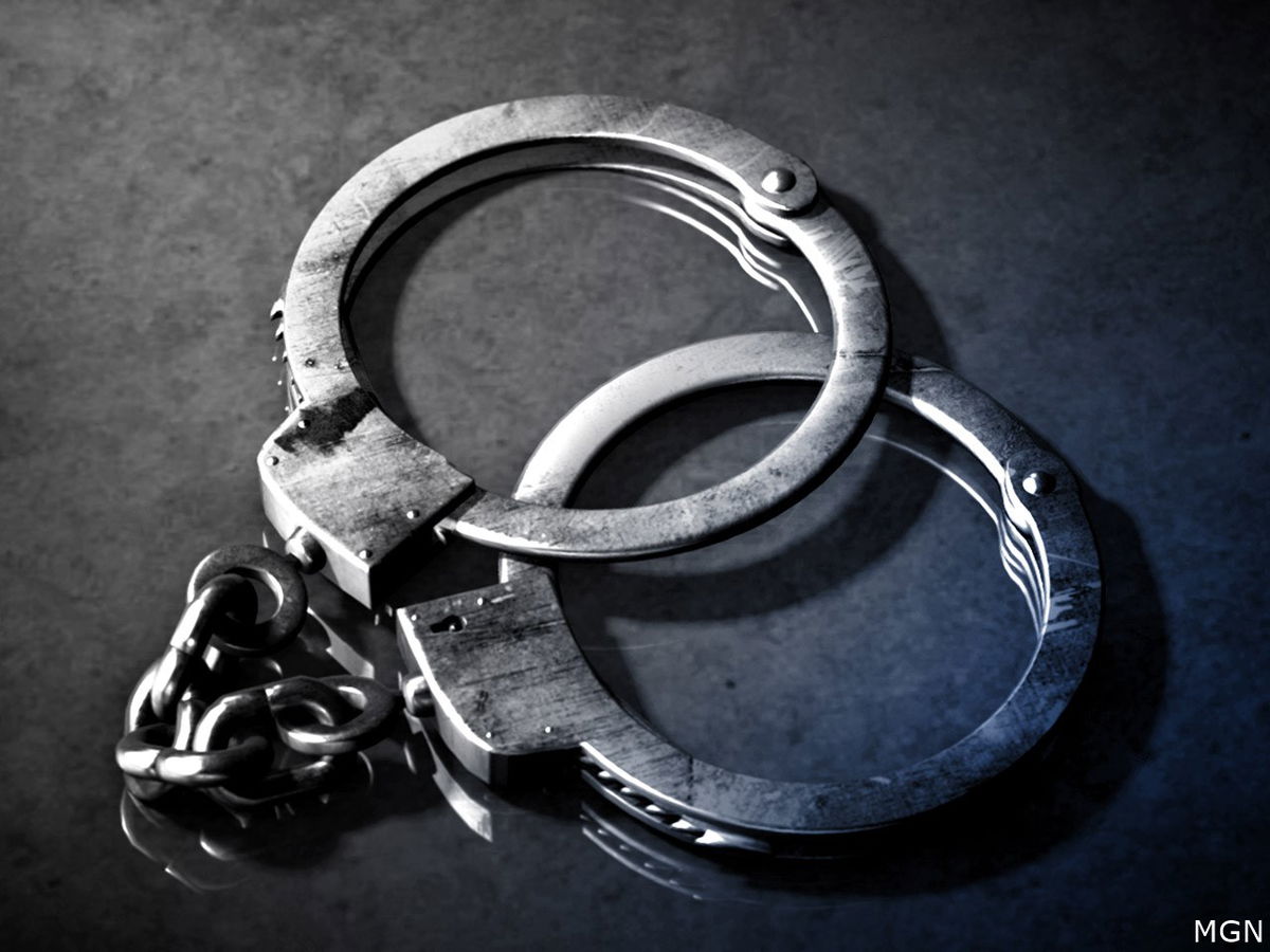 San Bernardino Sheriff’s deputies catch warrant suspect who fled on foot into Joshua Tree desert