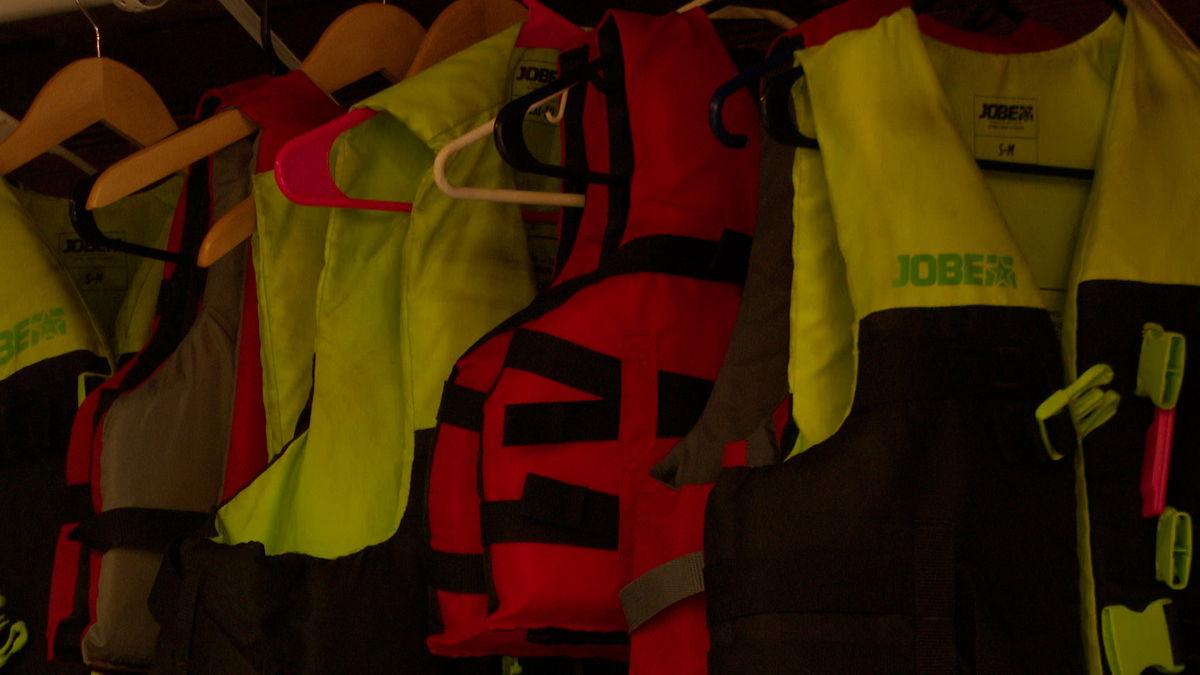 Pueblo local business loaning life jackets for free