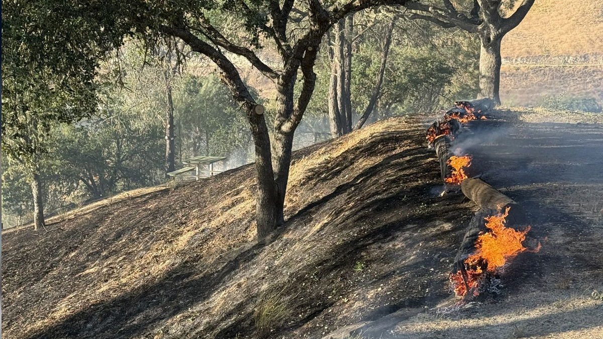 CAL FIRE SLO crews issue evacuation warnings for 2-acre fire at Lake Nacimiento