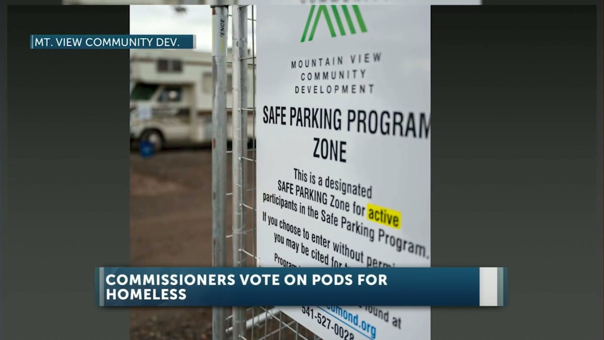 Deschutes County commissioners vote 2-1 to add six Safe Parking microshelters on spot near Sheriff’s Office