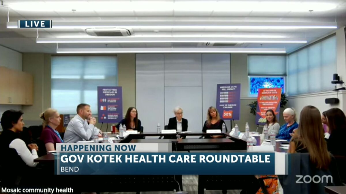 Governor Kotek holds Bend roundtable