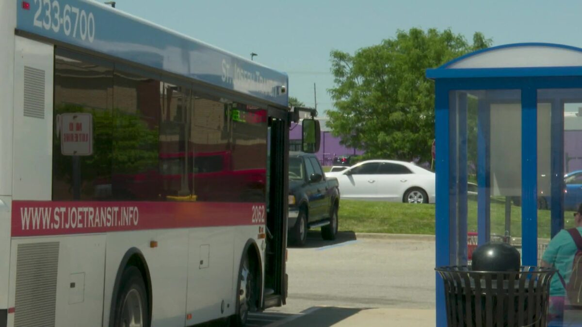 ‘Dump the Pump’ day encourages residents to use public transportation