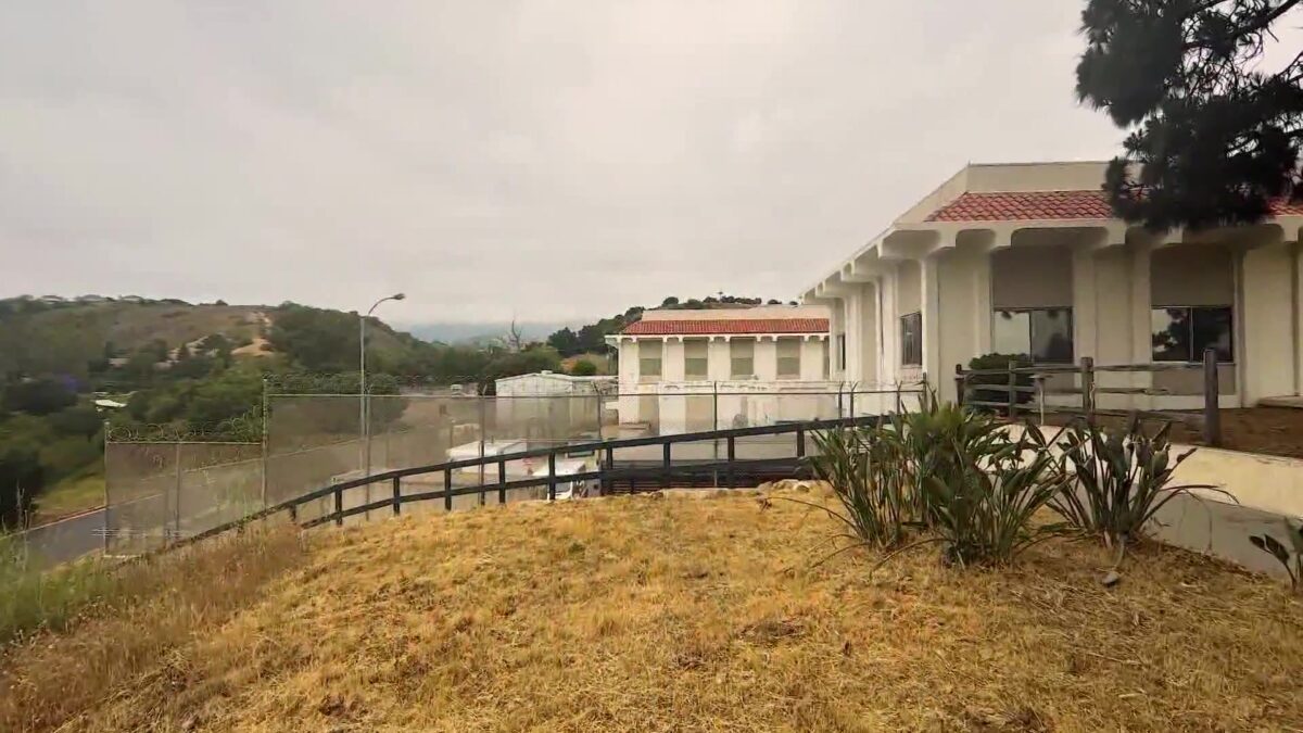 Agency Volunteers Helping Inmates at Santa Barbara County Jail’s Behavioral Health Units