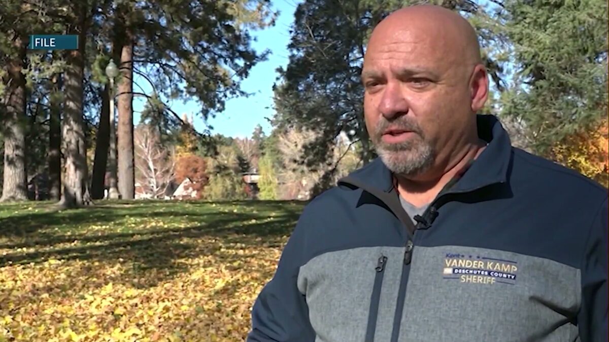 Deschutes Sheriff van der Kamp says he’ll resign in late August