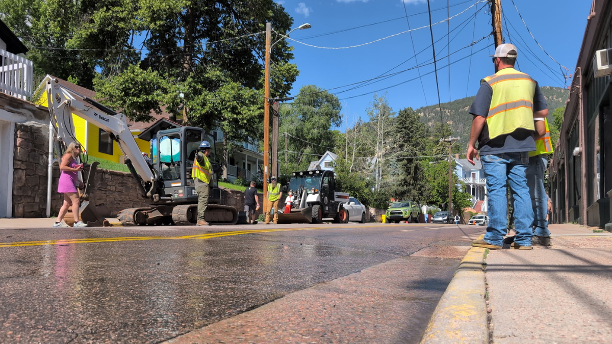 Crews working water main break in Manitou Springs