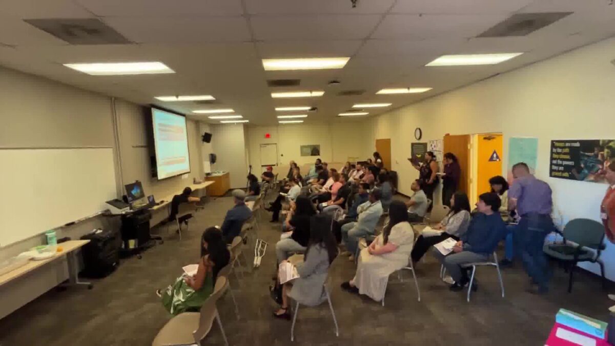 Immigration Forum in Santa Maria Teaches Workers How to Handle a Visit from ICE