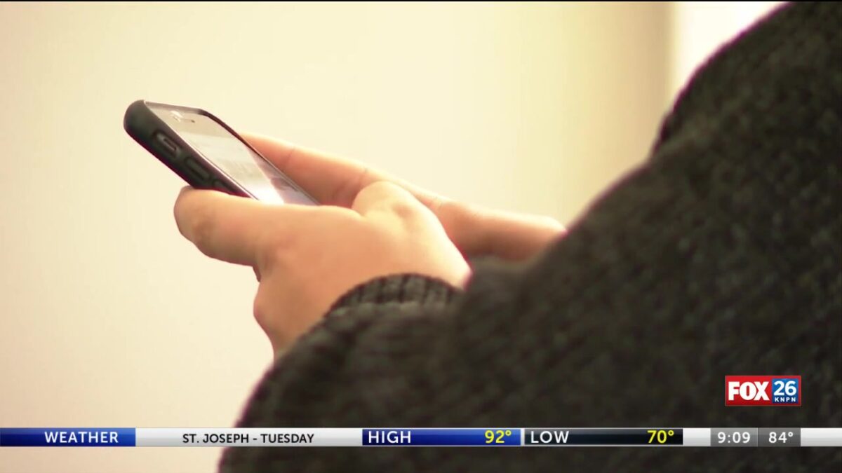 Missouri bans use of cellphones in schools with new state law
