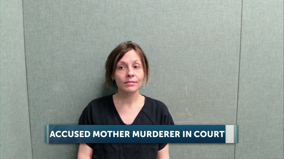 Plea hearing delayed a month for Redmond woman charged with murdering her mother