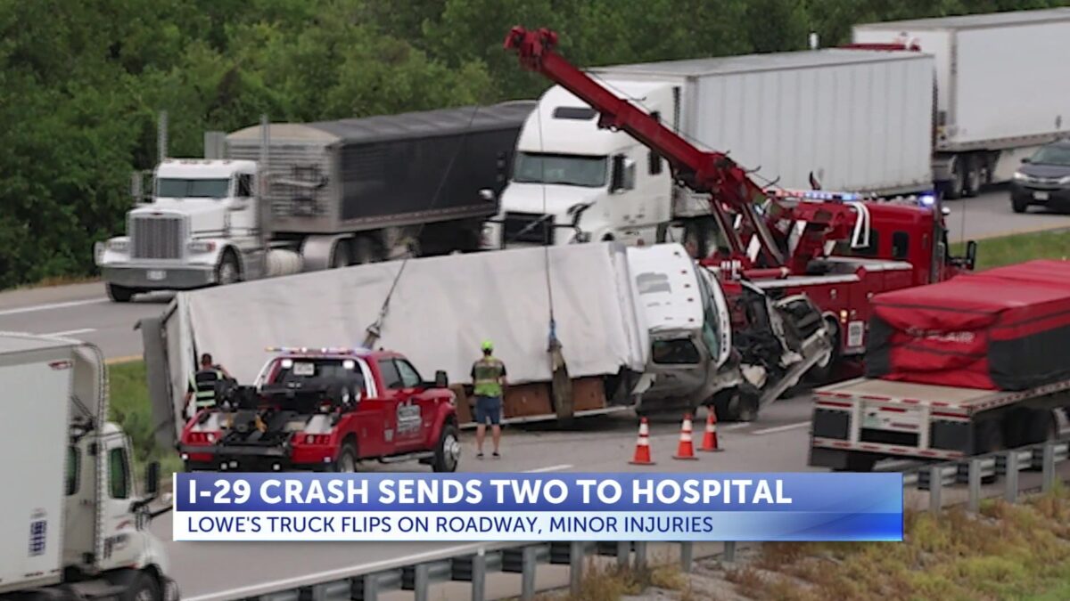 Lowe’s truck overturns on I-29