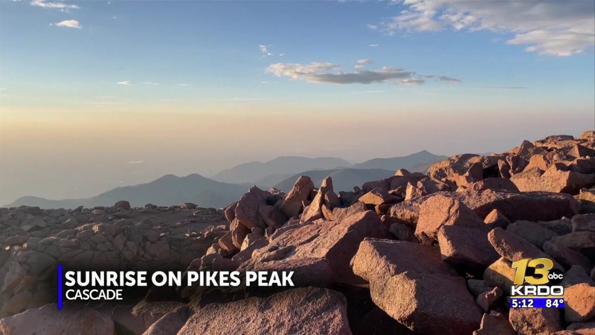 “Once in a lifetime experience:” Travelers come from 4000 miles to see Pikes Peak at sunrise