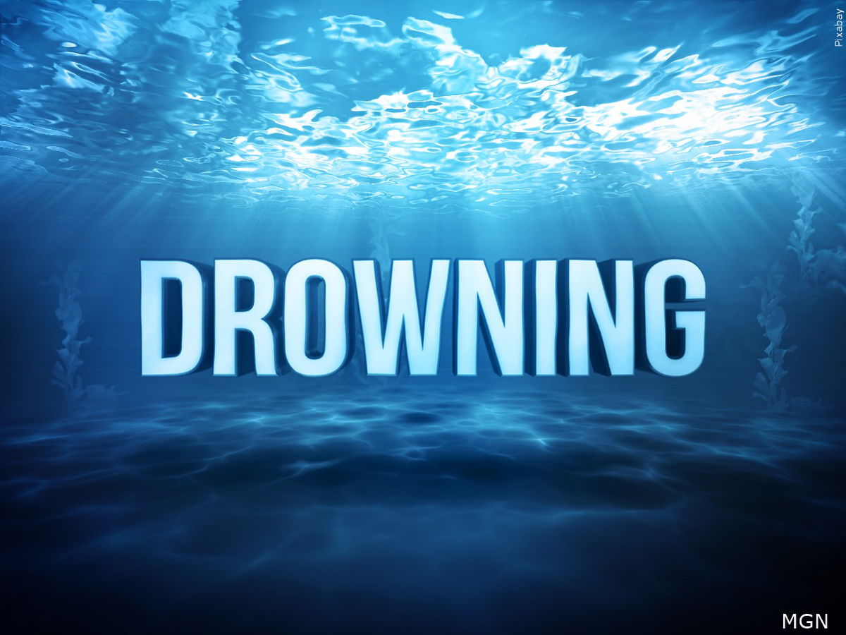 Woman drowns in Palm Desert pool