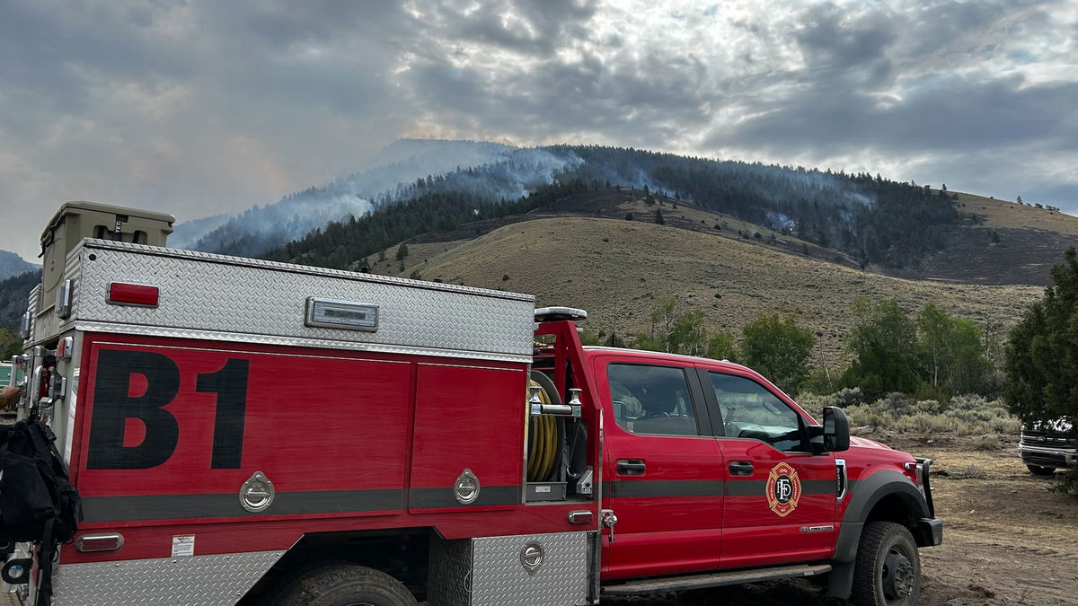 Cedar Fire near Mackay reaches 731 acres
