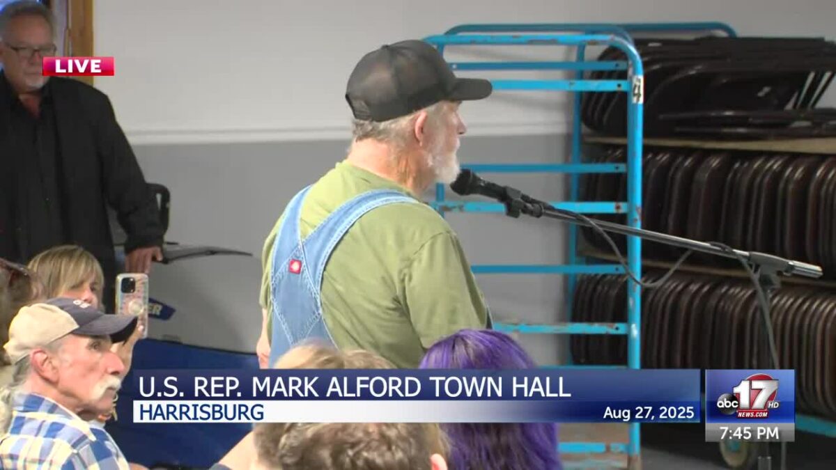 Crowd at Harrisburg town hall has sharp criticism for U.S. Rep. Alford